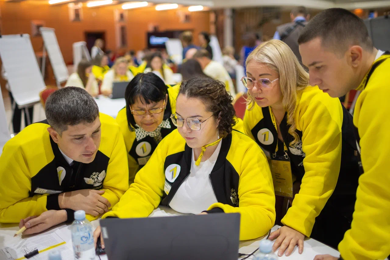 Участники конкурса «Мастер года» демонстрируют свои педагогические практики