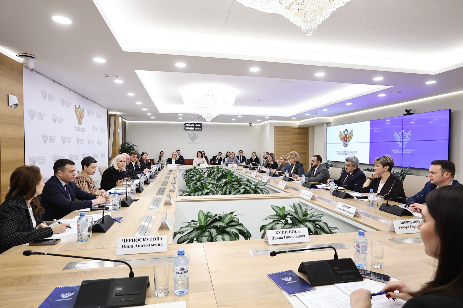 В Москве обсудили проведение эксперимента по расширению доступности СПО в 2026 году