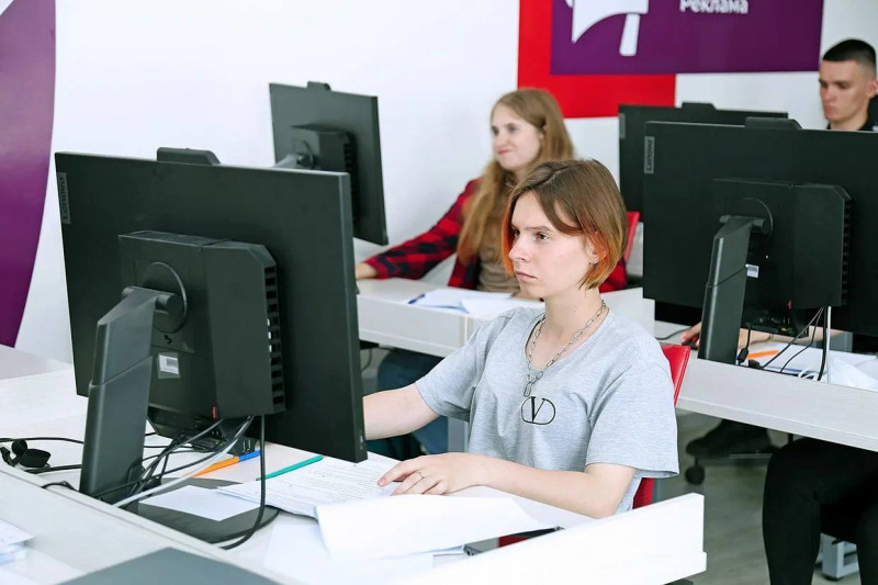 В колледжах и техникумах России стартовали первые демонстрационные экзамены 2023 года