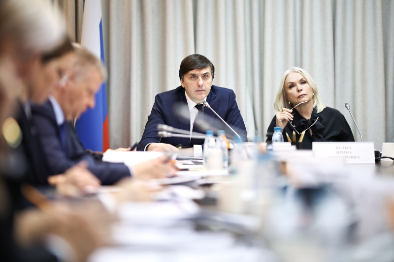 Сергей Кравцов: Все показатели национальных проектов в части сферы образования достигнуты в полном объеме