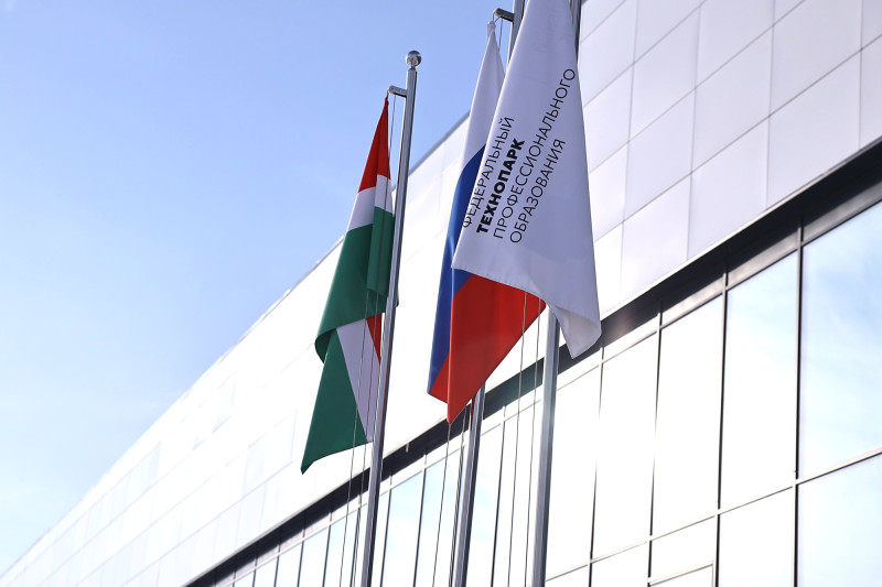 Игорь Щеголев и Сергей Кравцов посетили Федеральный технопарк профессионального образования в Калуге