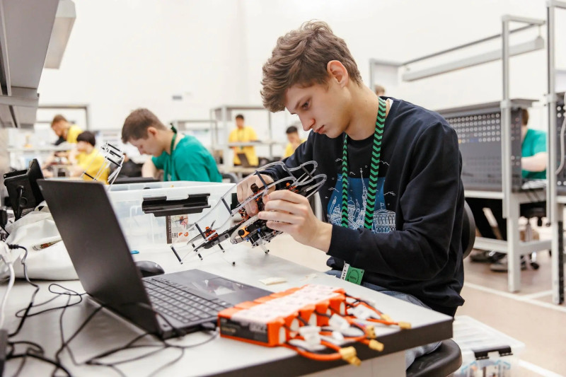 Обучение под запрос отрасли: ИРПО развивает подготовку кадров для БАС