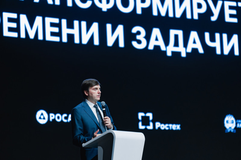 Сергей Кравцов: «Порядка 63% выпускников 9-х классов и 12% выпускников 11-х классов выбирают обучение в колледжах»