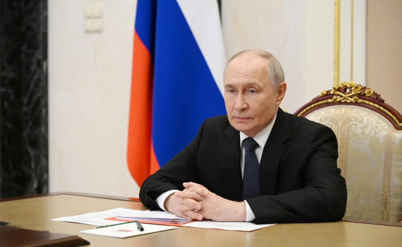 Владимир Путин приветствовал участников Всероссийского форума классных руководителей и Первого форума директоров школ
