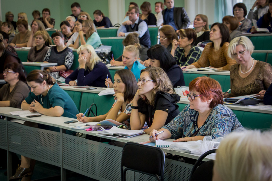 Более 100 педагогических работников освоят компетенции в области тифлокомментирования