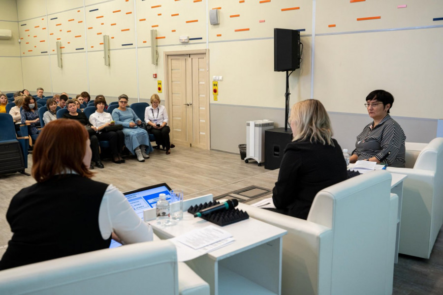 Ключевые ориентиры развития системы среднего профессионального образования обсудили в Хабаровске